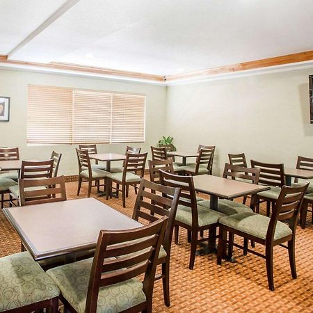 Quality Inn & Suites Denver International Airport Ngoại thất bức ảnh