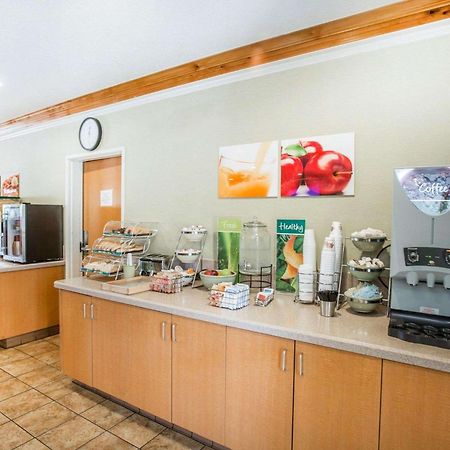 Quality Inn & Suites Denver International Airport Ngoại thất bức ảnh