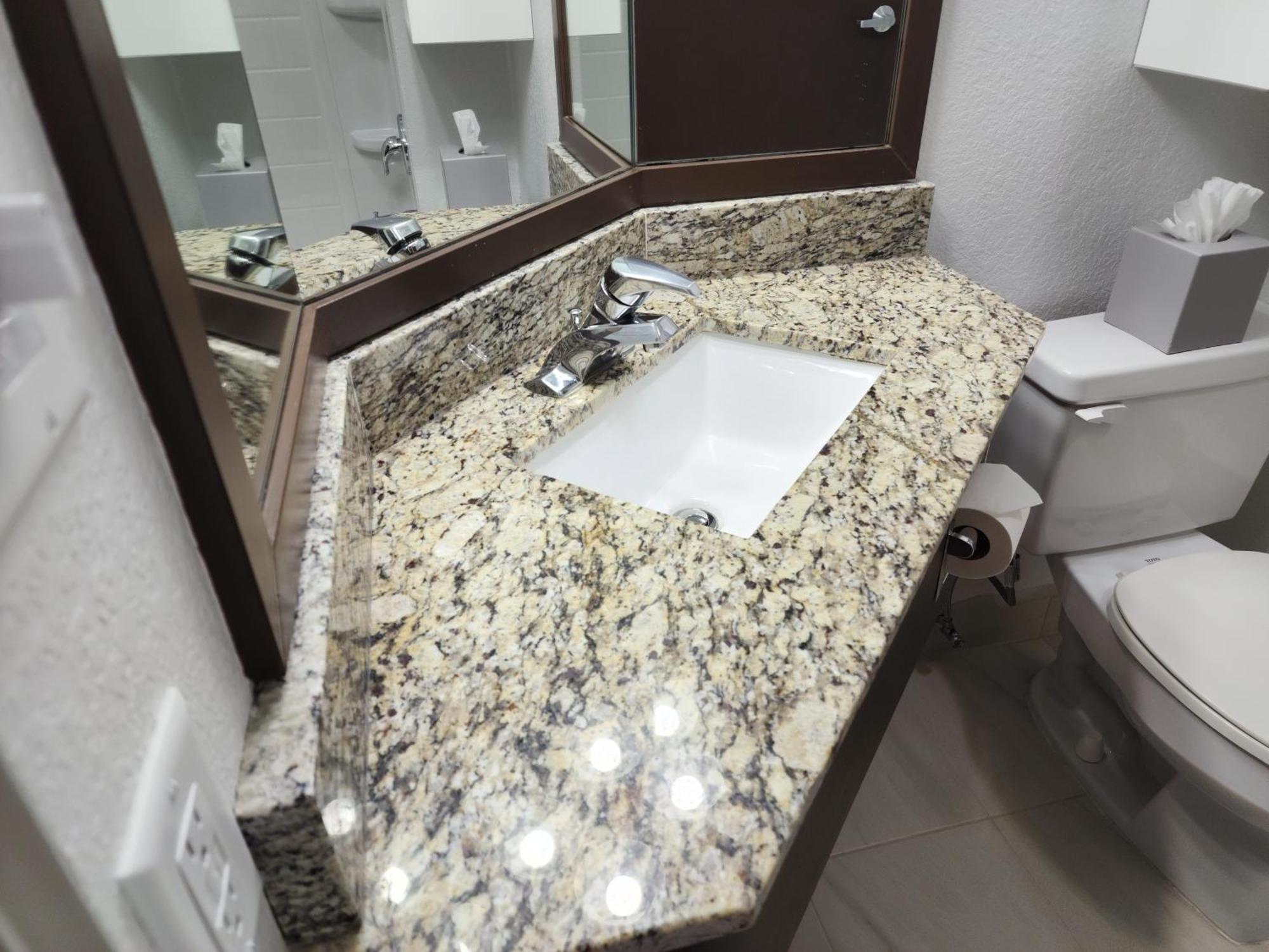Quality Inn & Suites Denver International Airport Ngoại thất bức ảnh