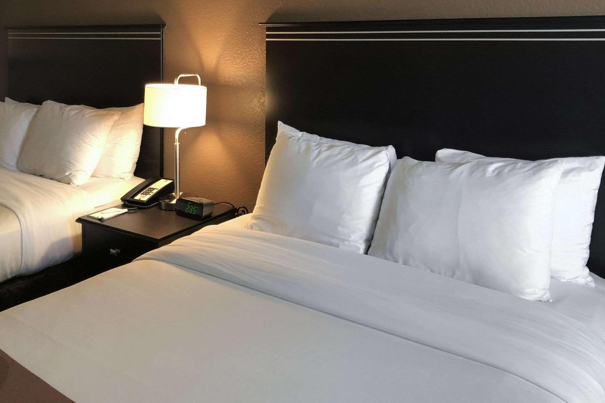 Quality Inn & Suites Denver International Airport Ngoại thất bức ảnh