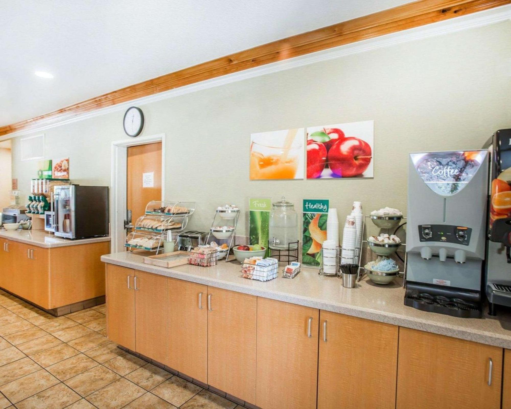 Quality Inn & Suites Denver International Airport Ngoại thất bức ảnh