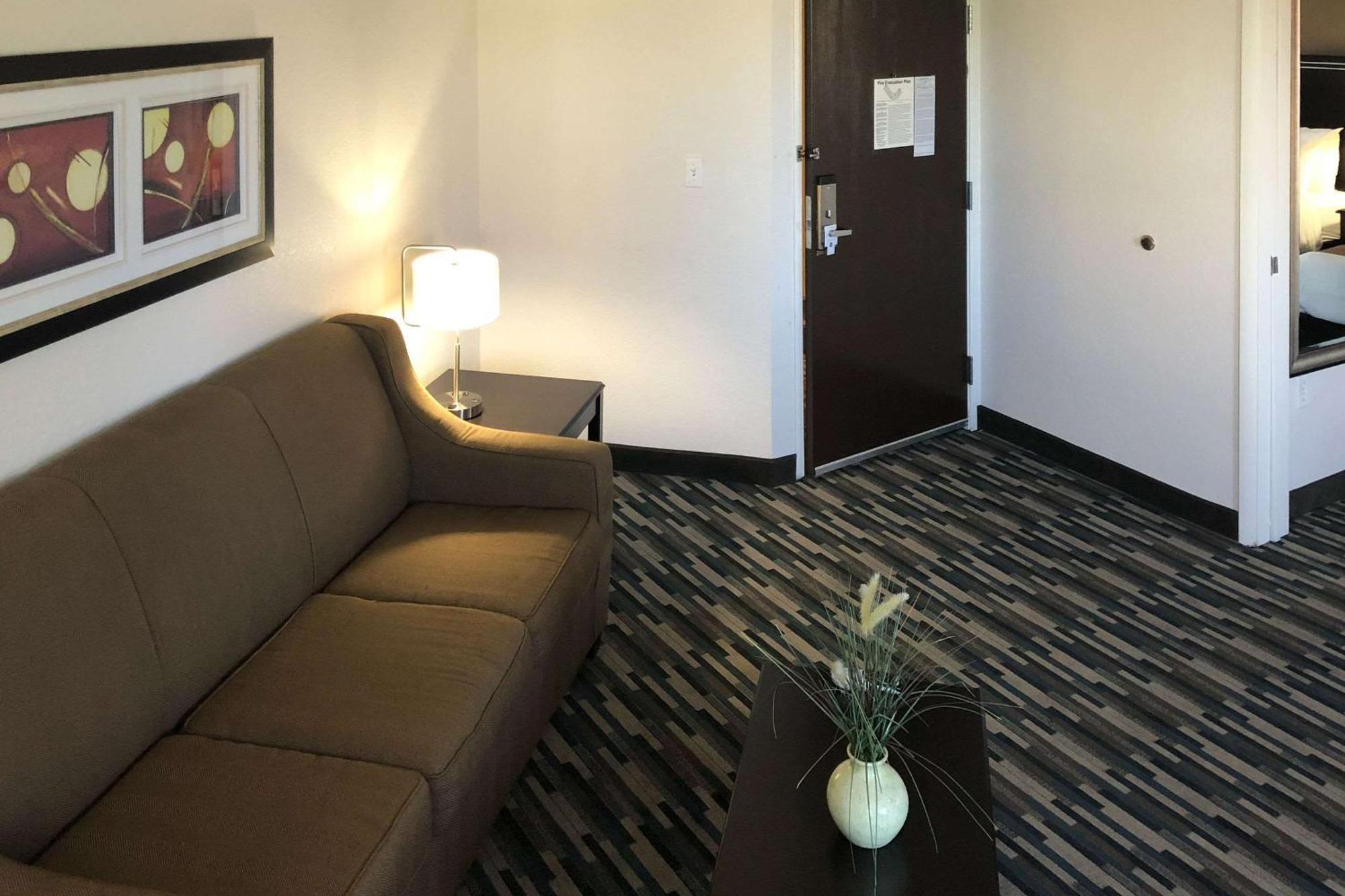Quality Inn & Suites Denver International Airport Ngoại thất bức ảnh